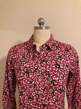 Talbots Non-Iron Pink Leopard Print Fitted Button-Down Shirt